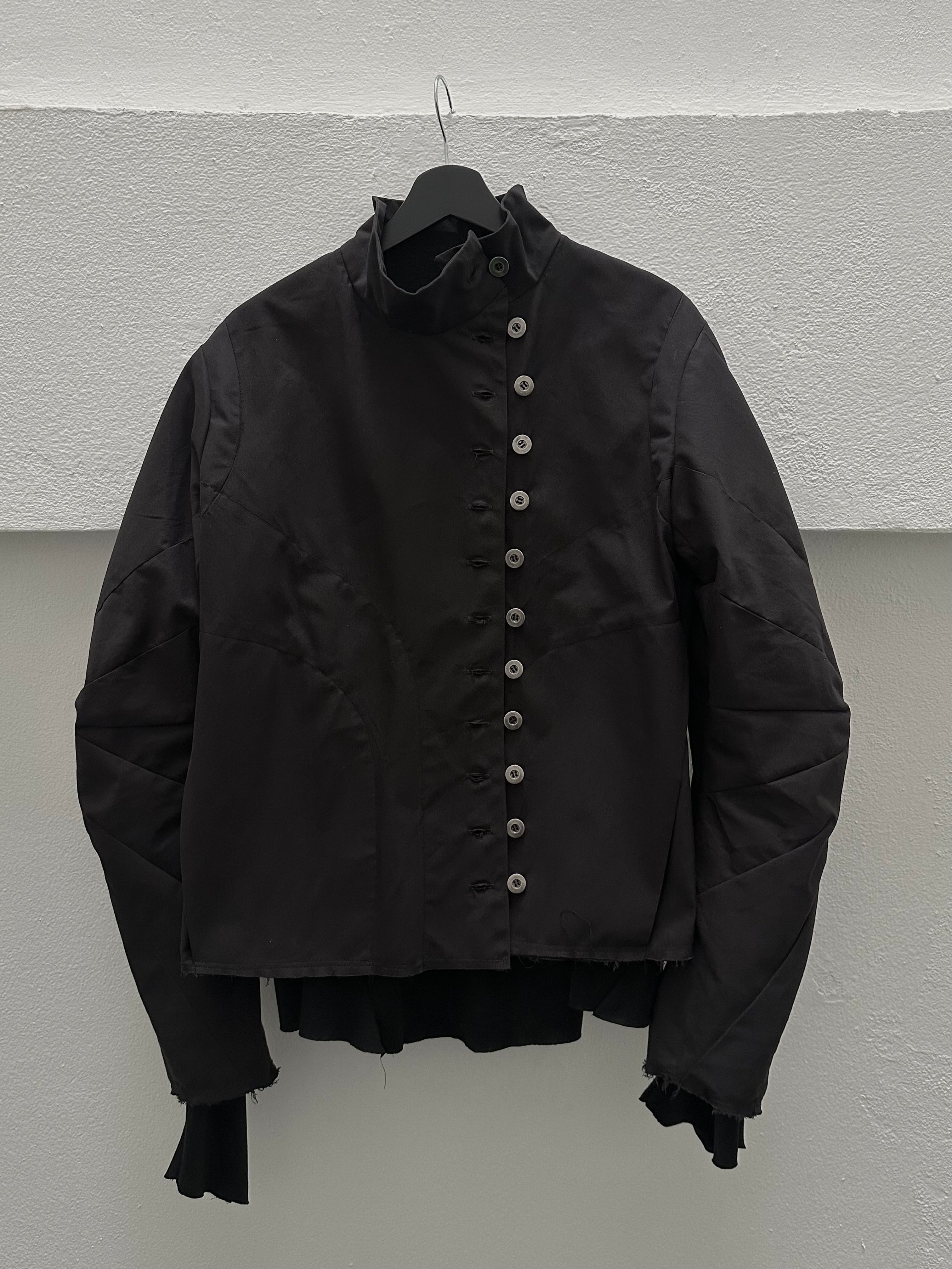 Anatomical curvature Jacket